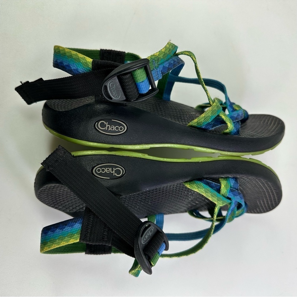 Chaco Women's Green Blue Geometric Adjustable Strappy Sandals - Size 7 - Picture 2 of 8